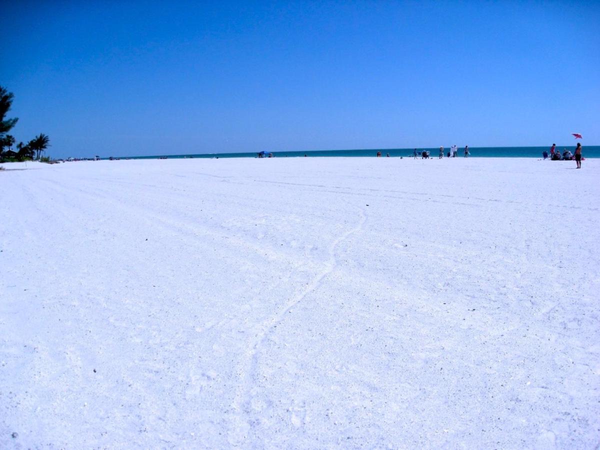 Anna Maria Island Beach Palms 8B Bradenton Beach Eksteriør billede